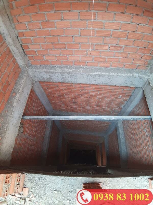 hố thang máy bê tông tường gạch